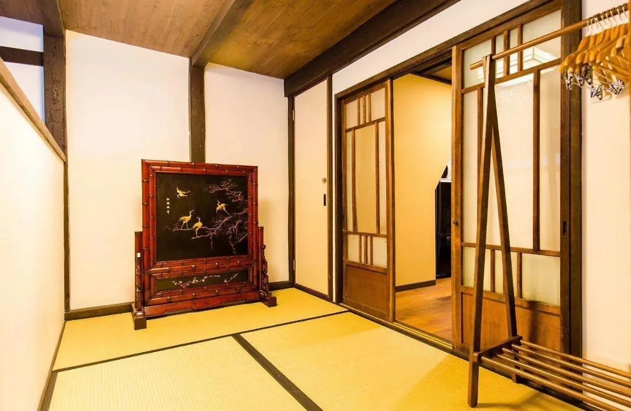 京町屋加賀屋別邸 Hotel Kyoto Guest house